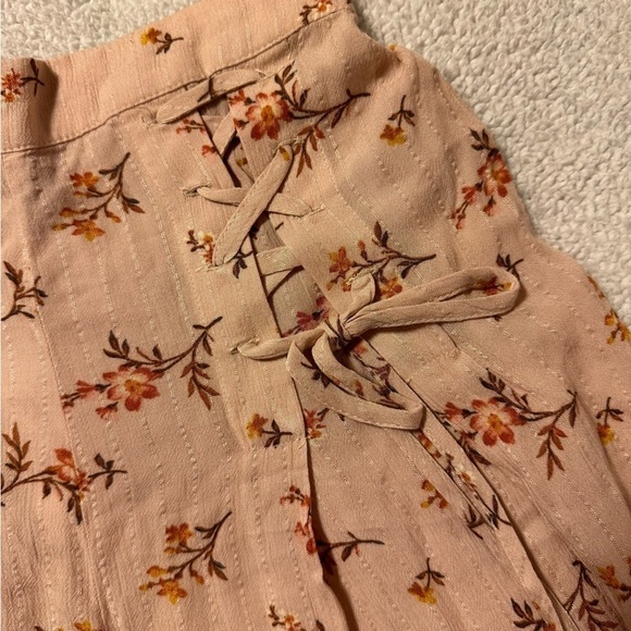 American Eagle Pink Floral Wide Leg Cropped Gaucho Pants - Picture 7 of 11